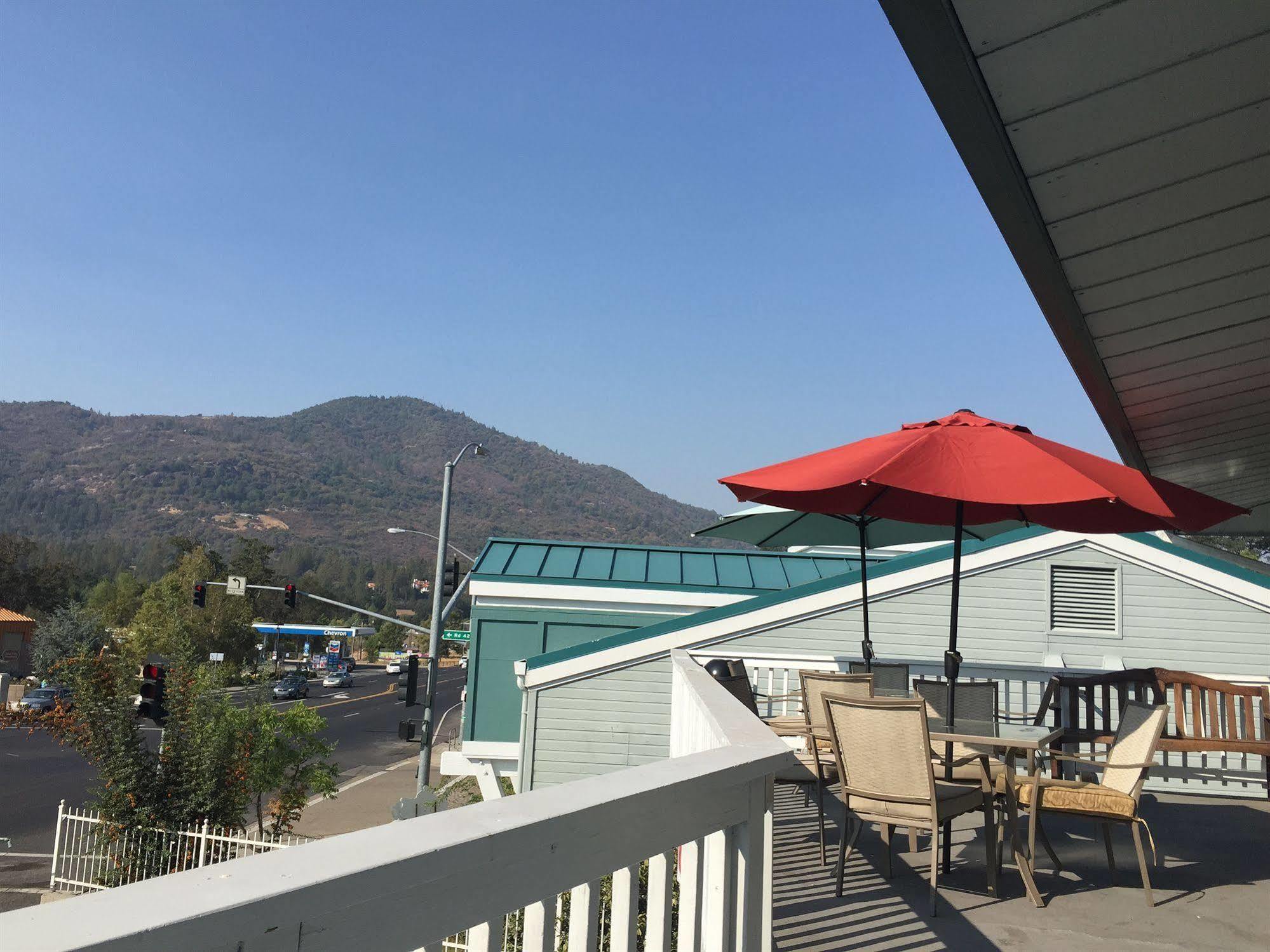Oakhurst Lodge Екстер'єр фото